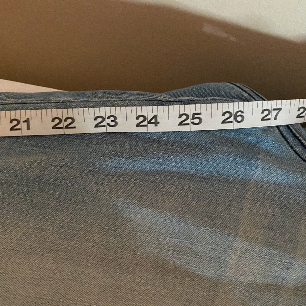Universal Thread Embroidered Jeans - Picture 5 of 9